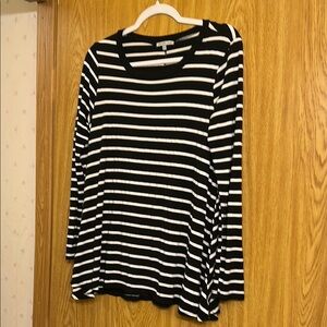 Charlotte Russe Monochrome Striped Tee